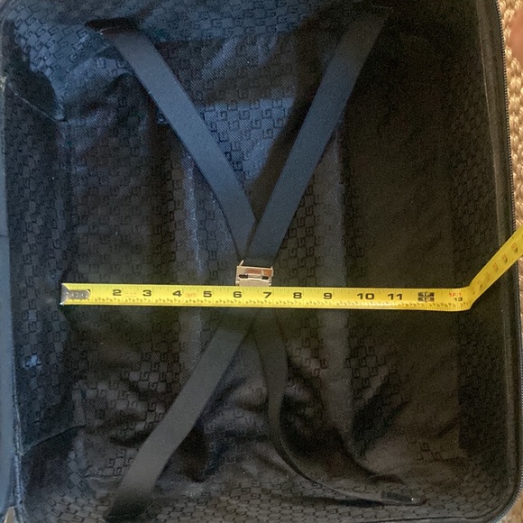 Gucci Rolling Carry On Suitcase with adjustable handle. - Picture 16 of 16